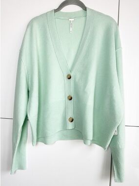 Free People Cashmere Cardigan Mint Green XS Luxury Soft Warm Cozy Coquette